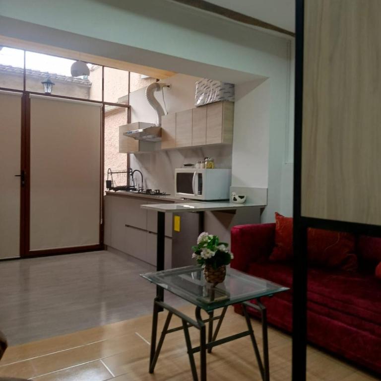 Studio with an excellent location, try it out - Two-Bedroom Apartment - 8