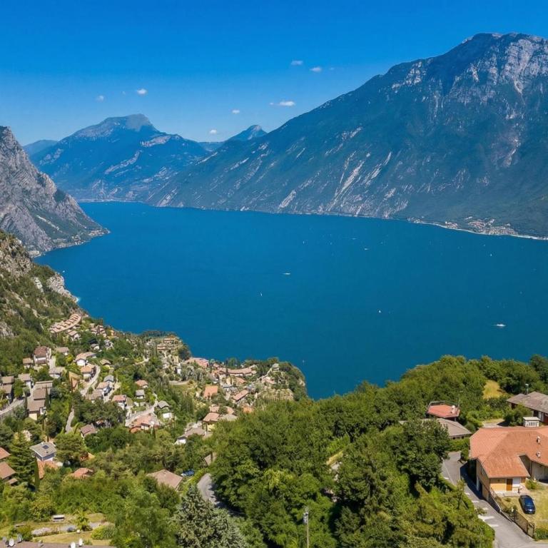 Appartamenti Secrel - Appartamento con Vista Lago - 14
