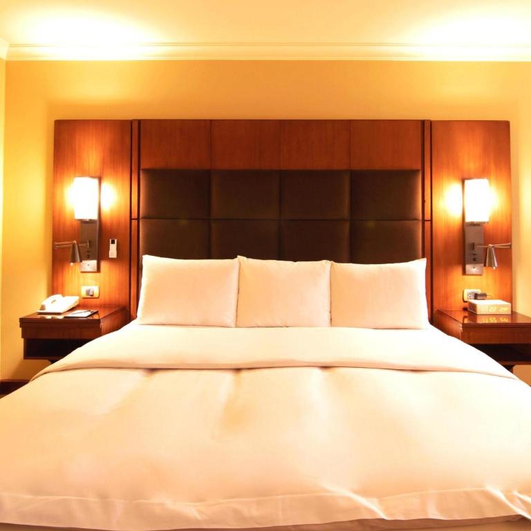 Swissotel Quito - Habitación Doble Premier - 1 o 2 camas - 6