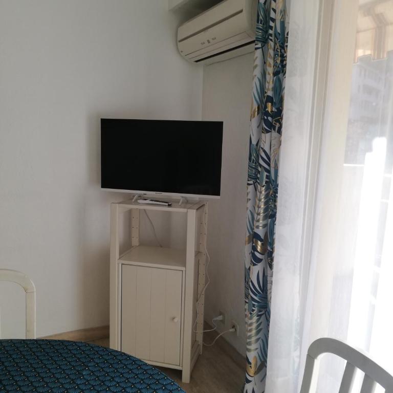 F2 piscine à St Raphaël - Two-Bedroom Apartment - 32
