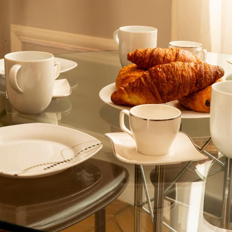Arc de Triomphe - Home in City - AC & Parking - Casa de 5 dormitorios - 9