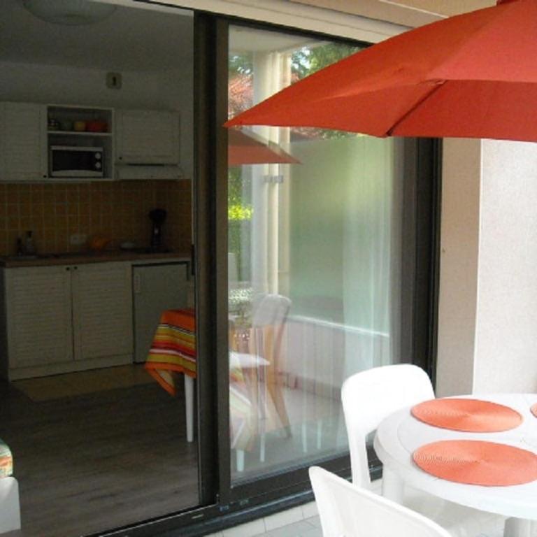 A 200 m de la plage studio 4 couchages, cabine séparée avec grande terrasse vu dégagée sur les pins - Studio with Terrace - 18