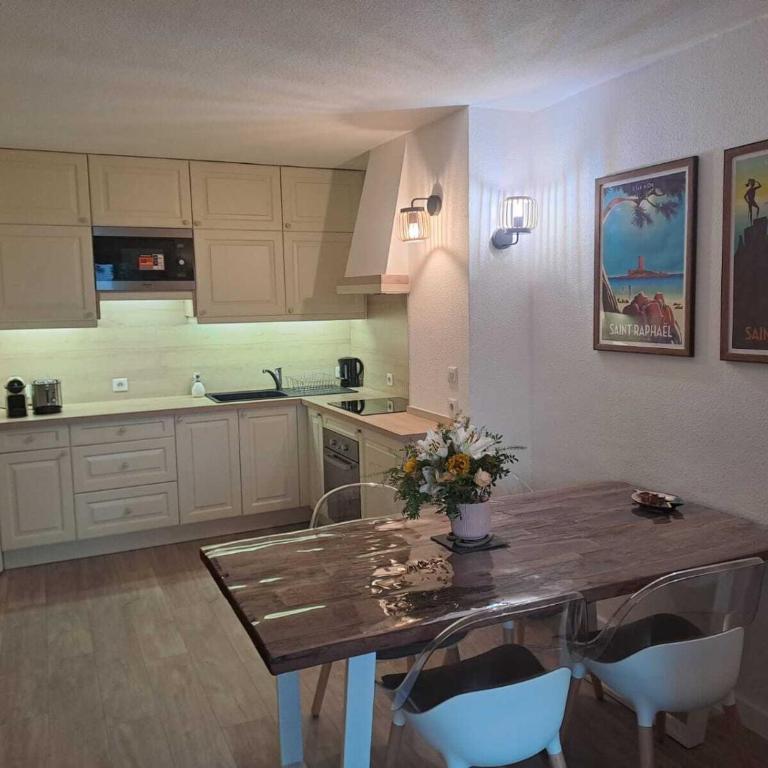 Joli 43m2 , Vue mer , piscine , parking - Apartamento de 1 dormitorio - 16