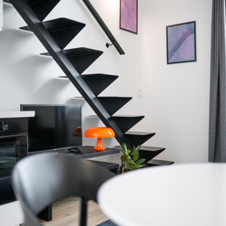 Stunning Duplex with Terrace – Port of Nice / AC - Appartement 1 Chambre avec Balcon - 16