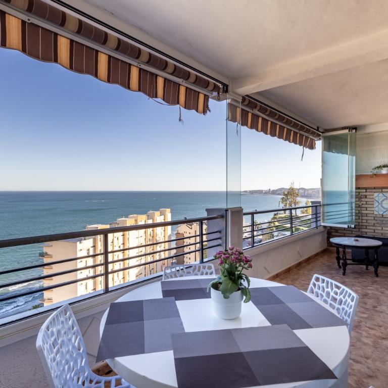 AA Guest - Mar y Luz Front Sea Views Eco Apartment - Apartamento de 1 dormitorio con terraza - 26