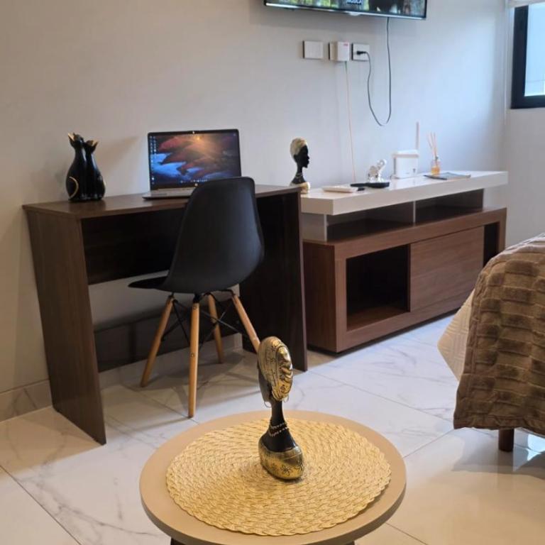 Estudio - Workspace - Piscina - Gym - Sauna - One-Bedroom Apartment - 31