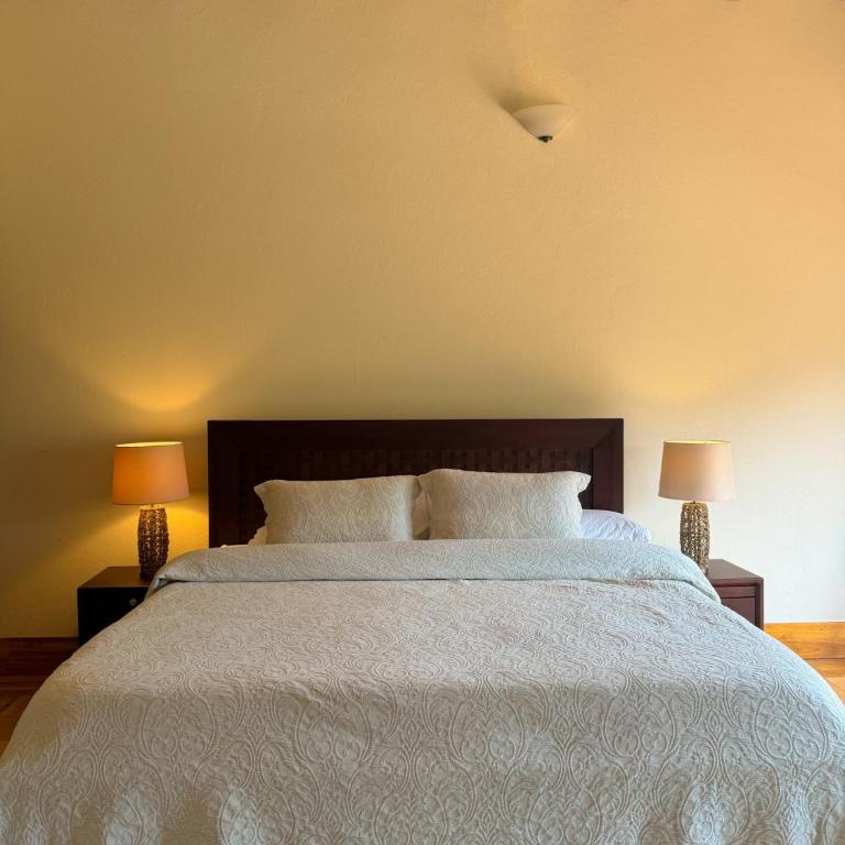 Hotel Boutique Villa Santillana - Suite con vistas a la piscina - 7