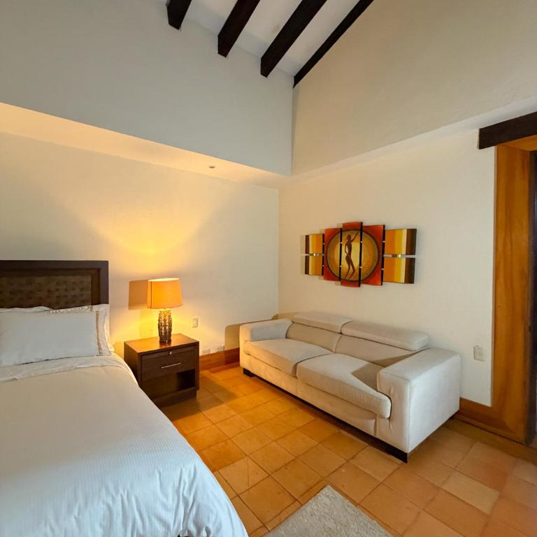 Hotel Boutique Villa Santillana - Suite Superior - 5