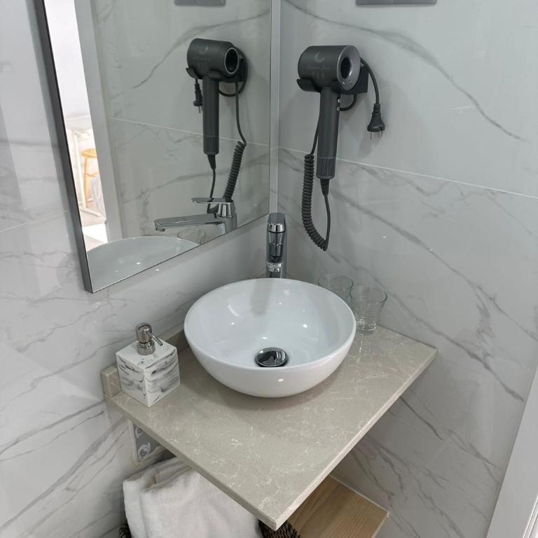 Hostal Palacio Leganitos - Double Room with Private Bathroom - 5