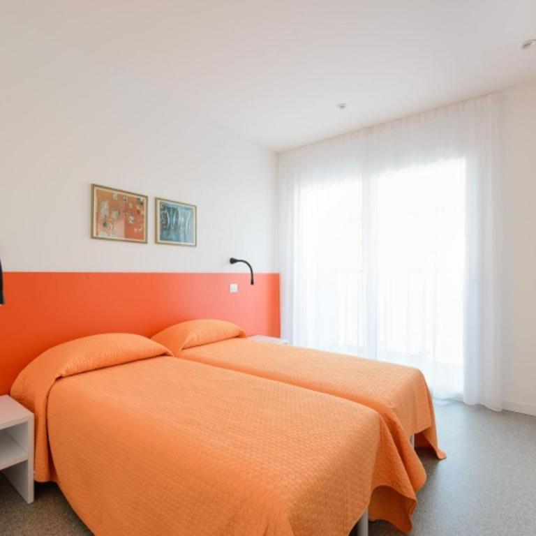 Vibrant accommodation in Lignano Sabbiadoro - Apartment - 6