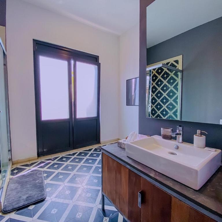 Beautiful apartment right in the historic center - One-Bedroom Apartment - 18