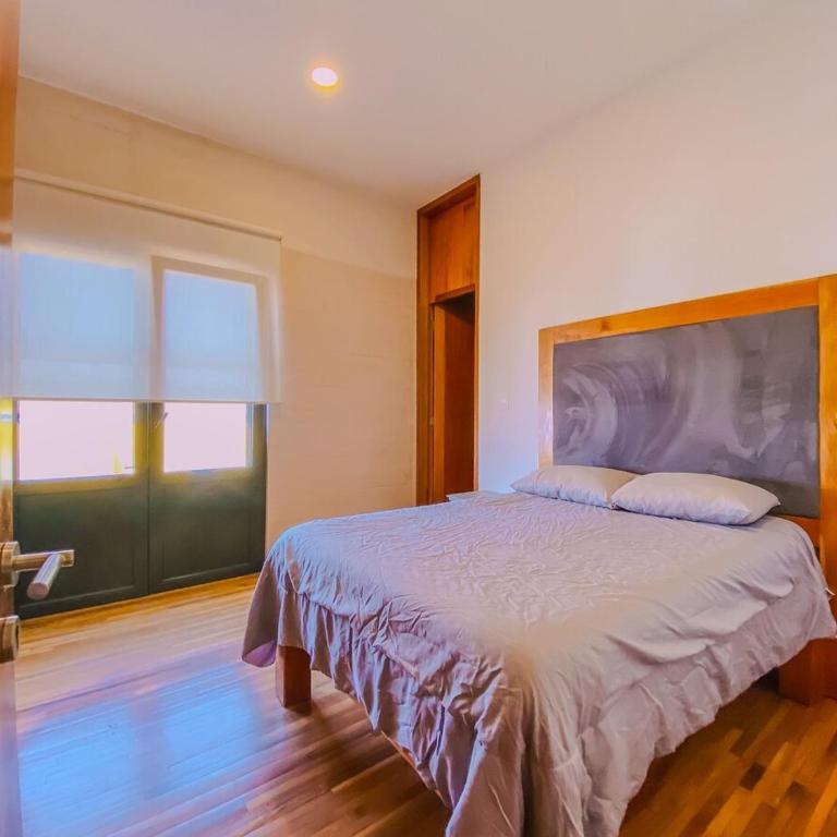 Spacious modern and centrally located - Apartamento de 2 dormitorios - 23