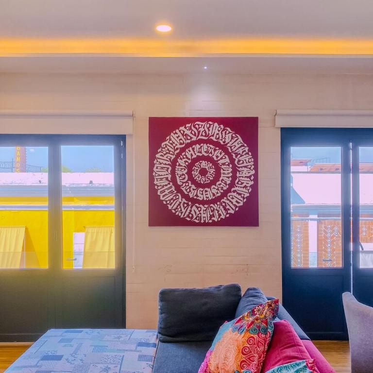 Spacious modern and centrally located - Apartamento de 2 dormitorios - 25
