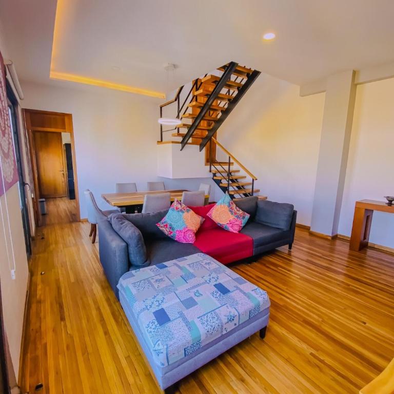 Spacious modern and centrally located - Apartamento de 2 dormitorios - 46