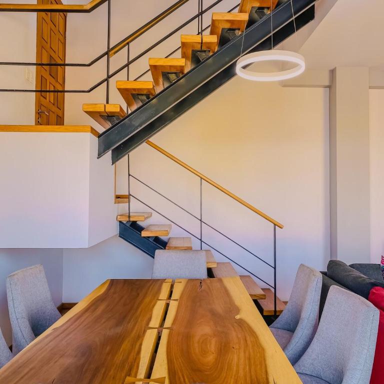 Spacious modern and centrally located - Apartamento de 2 dormitorios - 58
