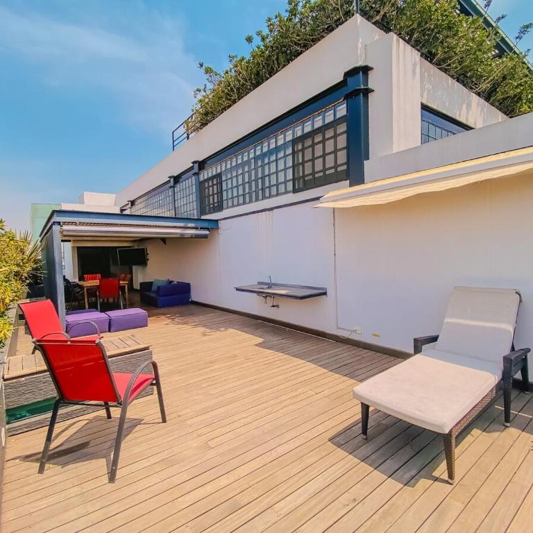Spacious modern and centrally located - Apartamento de 2 dormitorios - 96