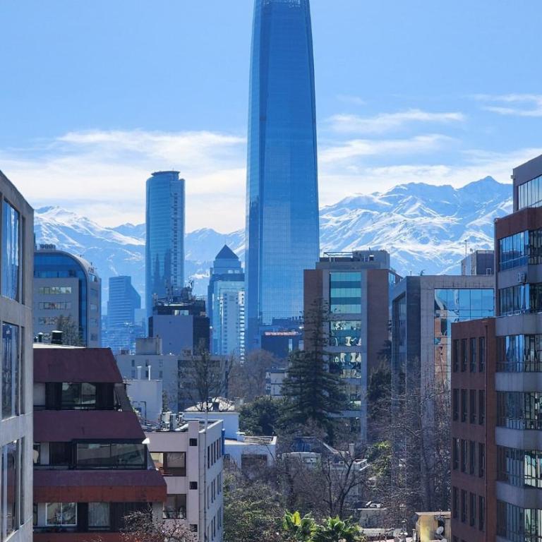 Near financial district, Metro, AC, 3D2B - Three-Bedroom Apartment - 3