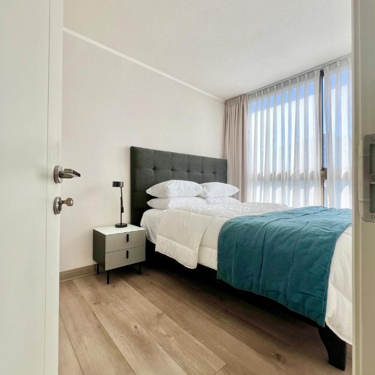 Near financial district, Metro, AC, 3D2B - Three-Bedroom Apartment - 24