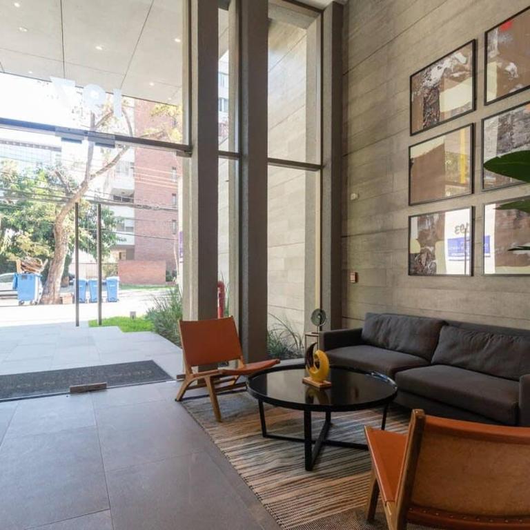 Near financial district, Metro, AC, 3D2B - Three-Bedroom Apartment - 56