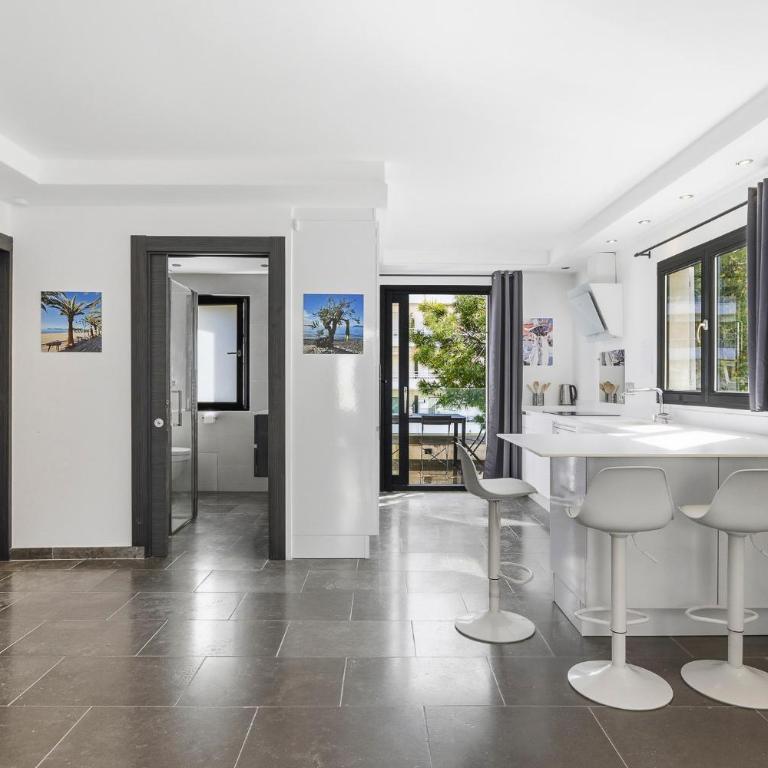 PalmbeeCannes 70m2, 2 chambres pour 4 Personnes avec bébé avec Terrasses a 200m des Plages, Palmbee Cannes - Appartement 2 Chambres - 20