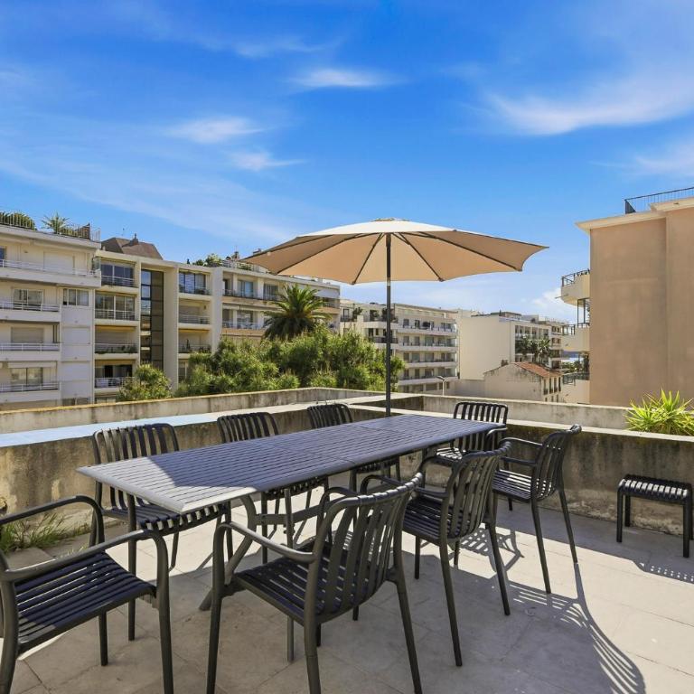 PalmbeeCannes 70m2, 2 chambres pour 4 Personnes avec bébé avec Terrasses a 200m des Plages, Palmbee Cannes - Appartement 2 Chambres - 2