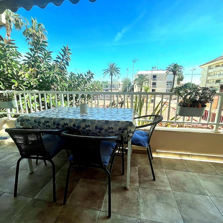 Modern central Apartment steps from Puerto Marina - Two-Bedroom Apartment - 21