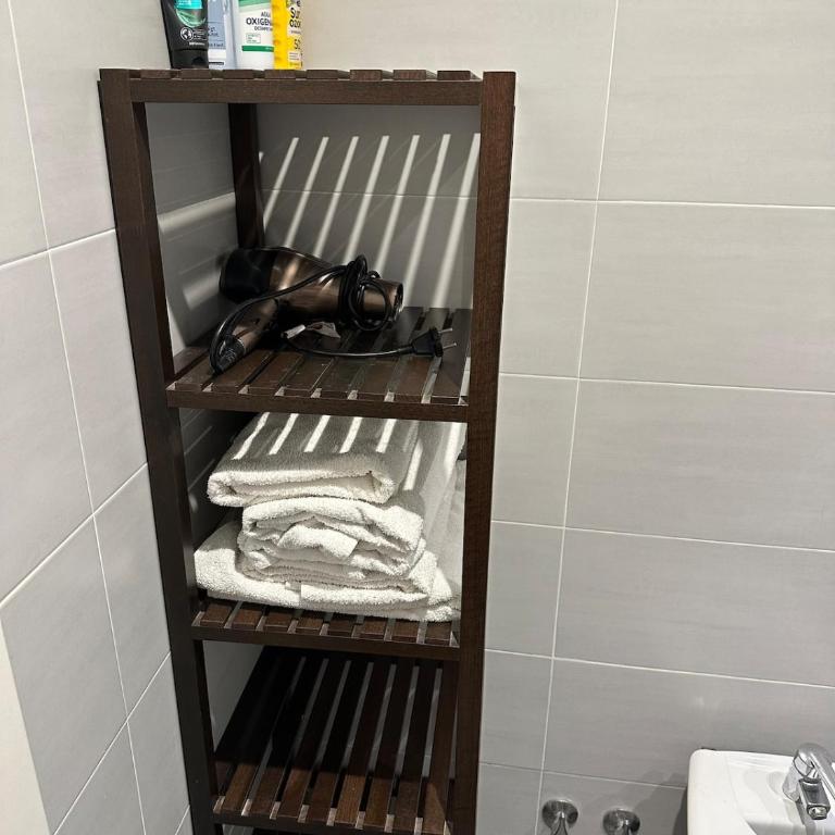 Modern central Apartment steps from Puerto Marina - Two-Bedroom Apartment - 25
