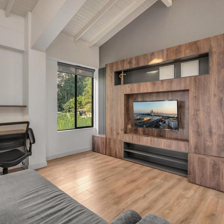 Lux Penthouse Provenza 5 star Location Fast Wifi - Apartamento de 2 dormitorios - 4