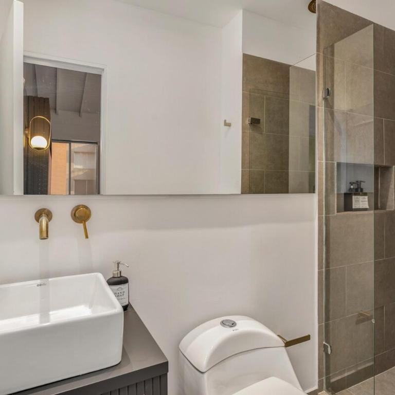Lux Penthouse Provenza 5 star Location Fast Wifi - Apartamento de 2 dormitorios - 8
