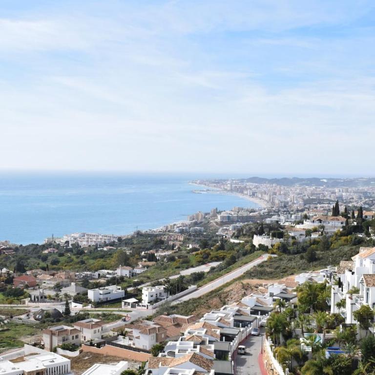 Stunning penthouse with panoramic sea views - Apartamento de 2 dormitorios con terraza y vistas al mar - 4
