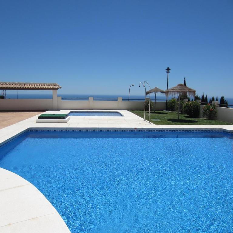 Stunning penthouse with panoramic sea views - Apartamento de 2 dormitorios con terraza y vistas al mar - 18