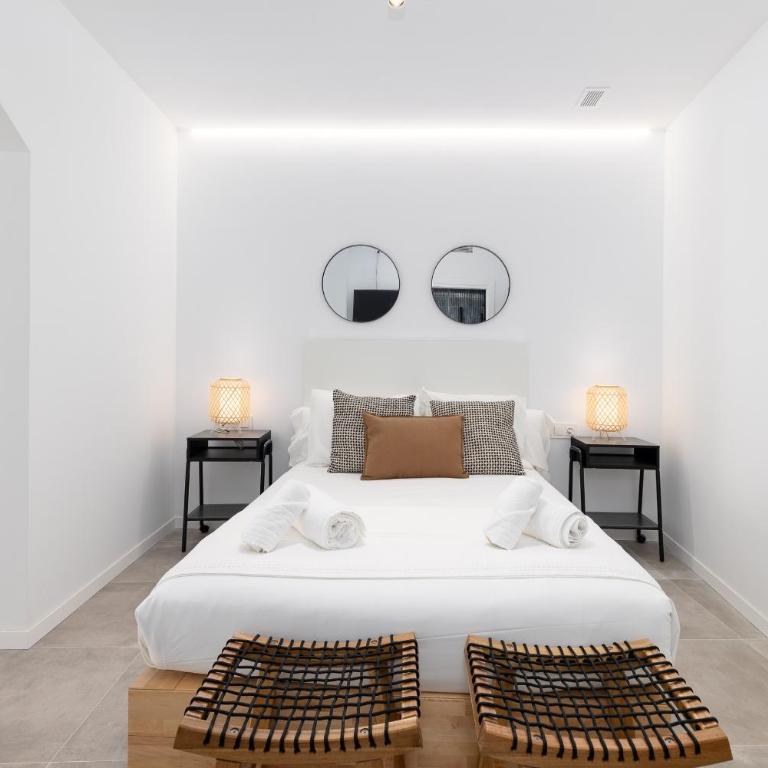ApartUP Cabanyal Station A - Studio - Disability Access - 21