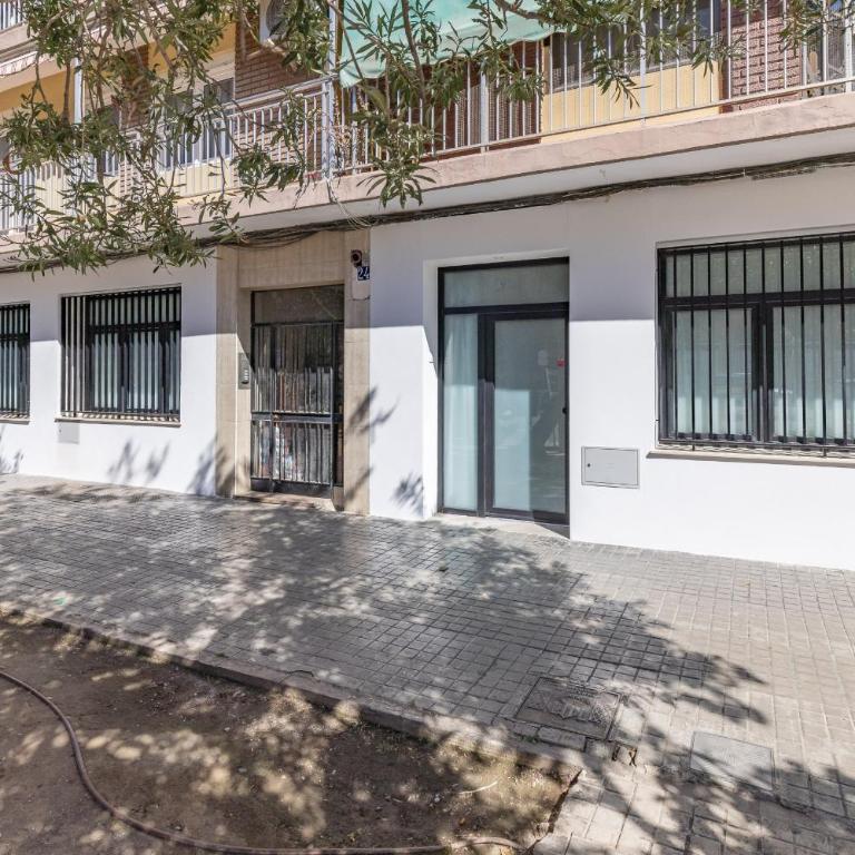 ApartUP Cabanyal Station A - Studio - Disability Access - 30