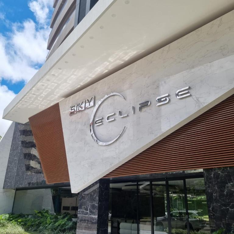 Balcon piso 17 - Escritorio - Piscina - Gym - One-Bedroom Apartment - 23