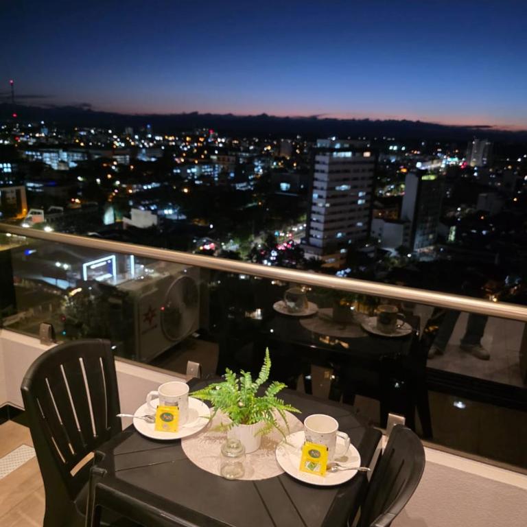 Balcon piso 17 - Escritorio - Piscina - Gym - One-Bedroom Apartment - 31