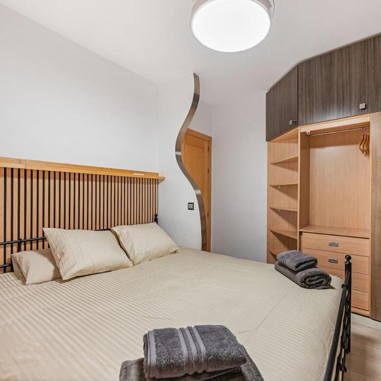 Málaga 2BR Apartment Near City Center with Patio - Apartamento de 2 dormitorios - 2