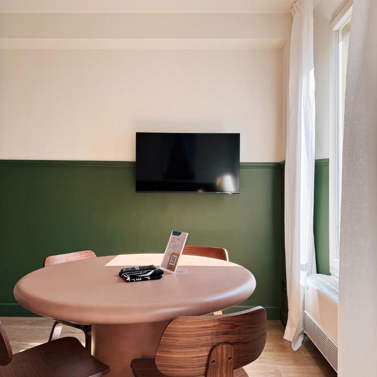 Petronio Residence - by Bologna Residences - Two-Bedroom Apartment - 54