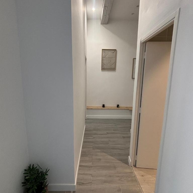 Superbe T2 Vieux port Idéal sejour en famille - Appartement 1 Chambre - 2