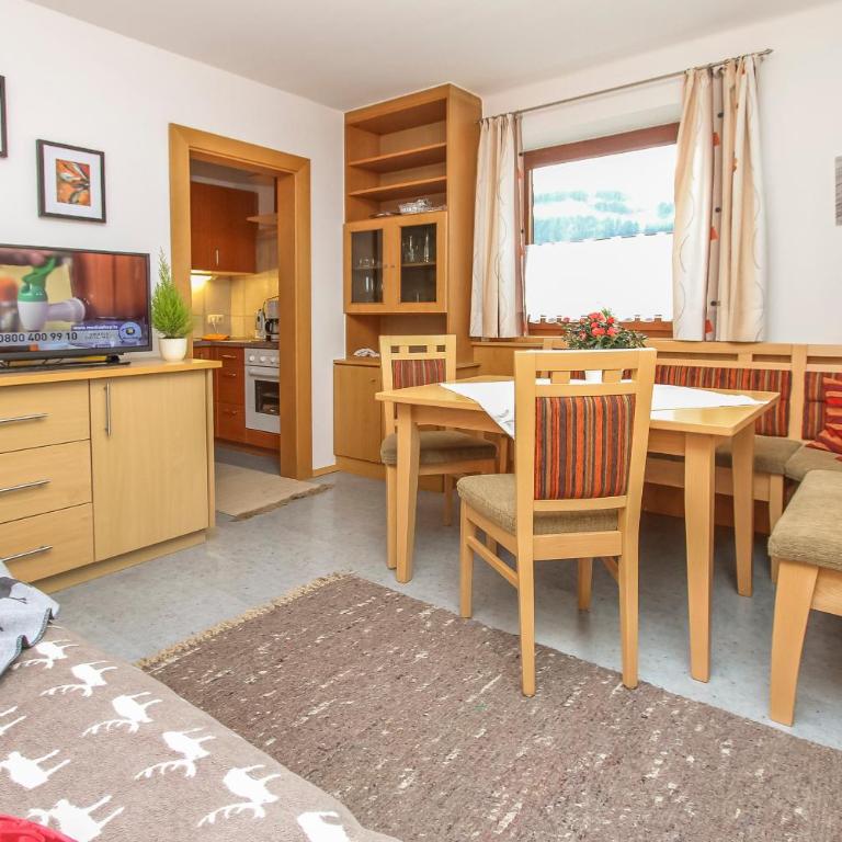 Gästehaus Rosi - Apartment mit 2 Schlafzimmern - 5