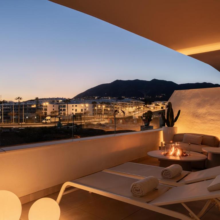 Stylish Luxury Suite with Terrace in Higueron - Apartamento - 16