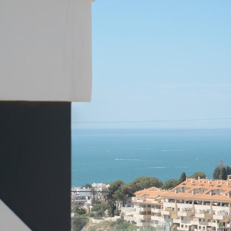 Stylish Luxury Suite with Terrace in Higueron - Apartamento - 32