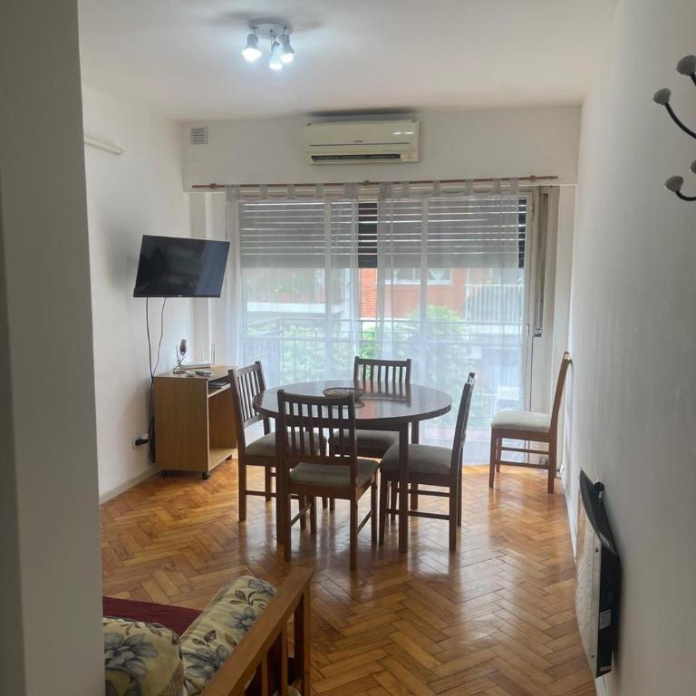 Departamento para 4 muy luminoso con balcon - Apartamento de 1 dormitorio - 1