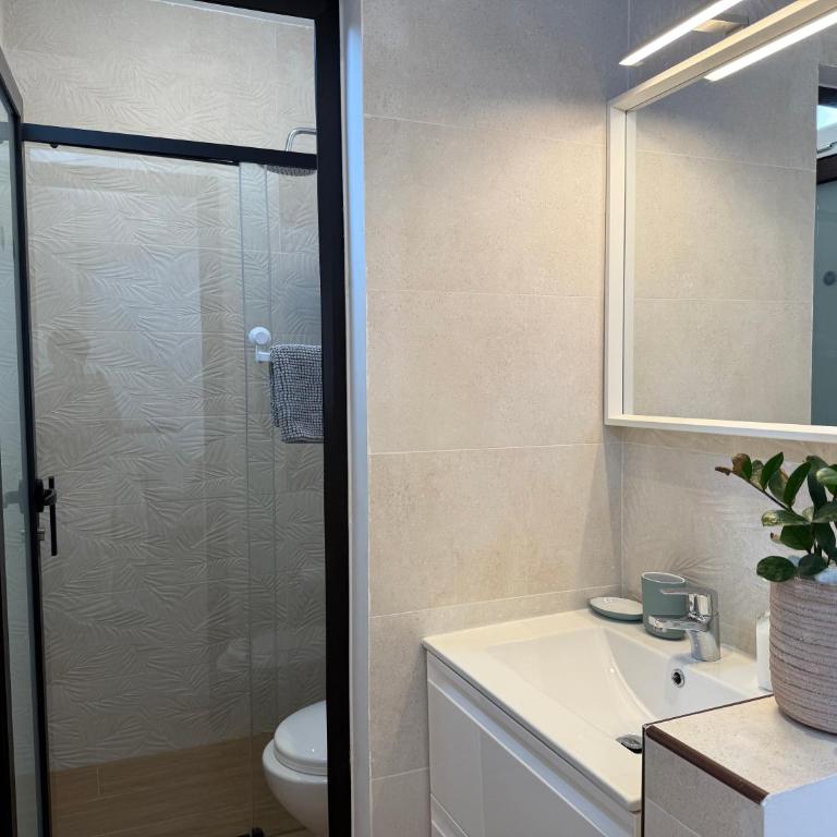 Casa Nerea & Casa Leon - Two-Bedroom House - 3