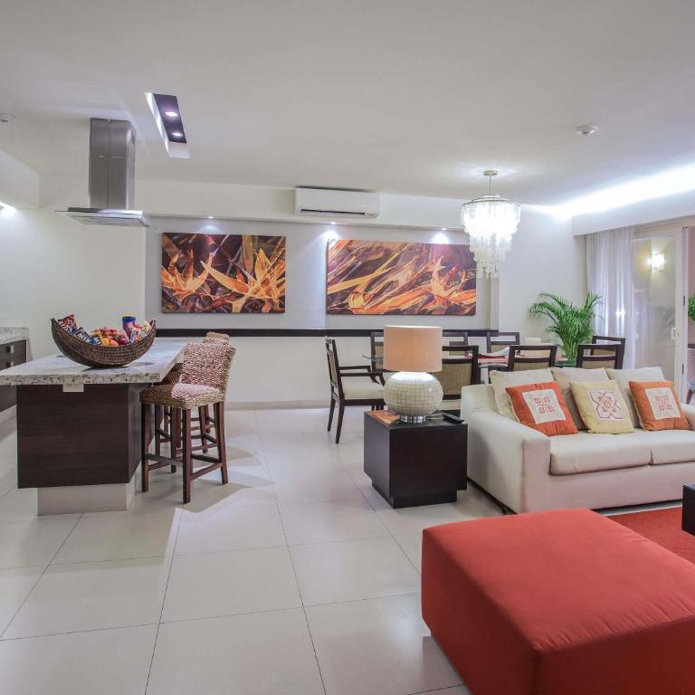 Marival Distinct All-Suites & World Spa - Handwritten Collection - One-Bedroom King Room with Two King and Two Double Beds and Balcony - Kitchen - 4