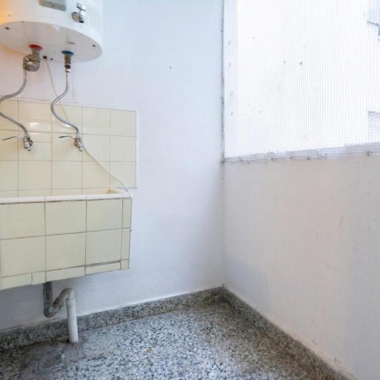 MEIR XII, céntrico con cochera a metros del Casino - Apartamento de 2 dormitorios con balcón - 16