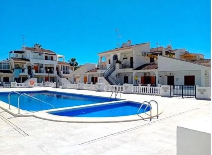 1-Bedroom Apartment for Rent in Torrevieja en los Frutales - Apartamento de 1 dormitorio - 10