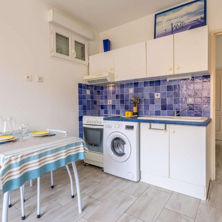 Appartement en Rez-de-Chaussee a Deux Pas de la Plage - Classic Apartment - 1