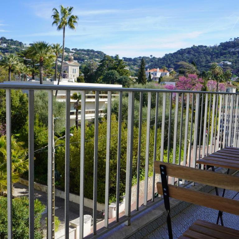 Cannes Montfleury Large Studio 37m2, 5min to Centre, with 9m2 Balcony, Walk to beach - Apartment mit 1 Schlafzimmer - 2