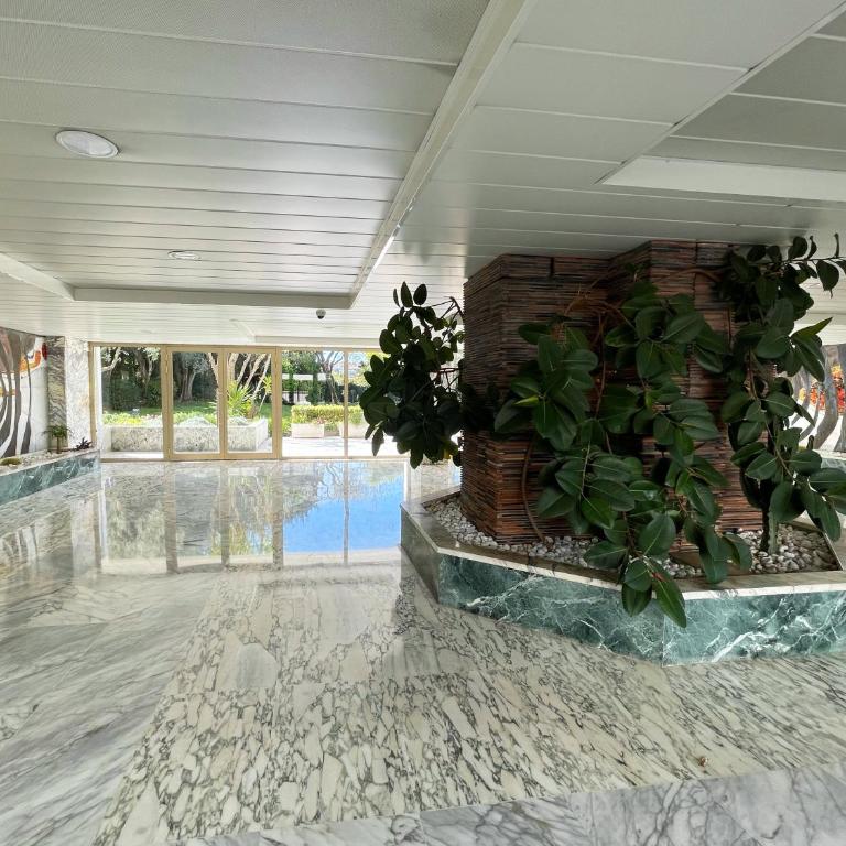 Cannes Montfleury Large Studio 37m2, 5min to Centre, with 9m2 Balcony, Walk to beach - Apartment mit 1 Schlafzimmer - 8