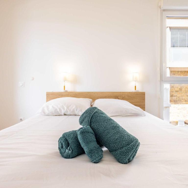 Appartement spacieux et lumineux dans une résidence à 650m de la mer - Appartement - 11